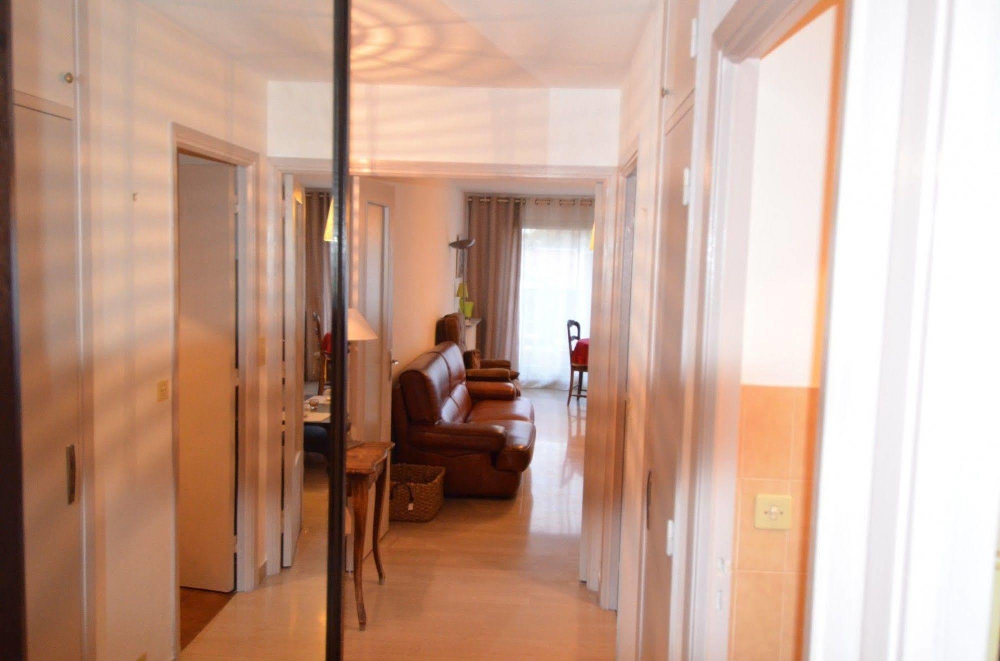Appartement 6 Personnes Avec Terrasse Le Port Niza Exterior foto