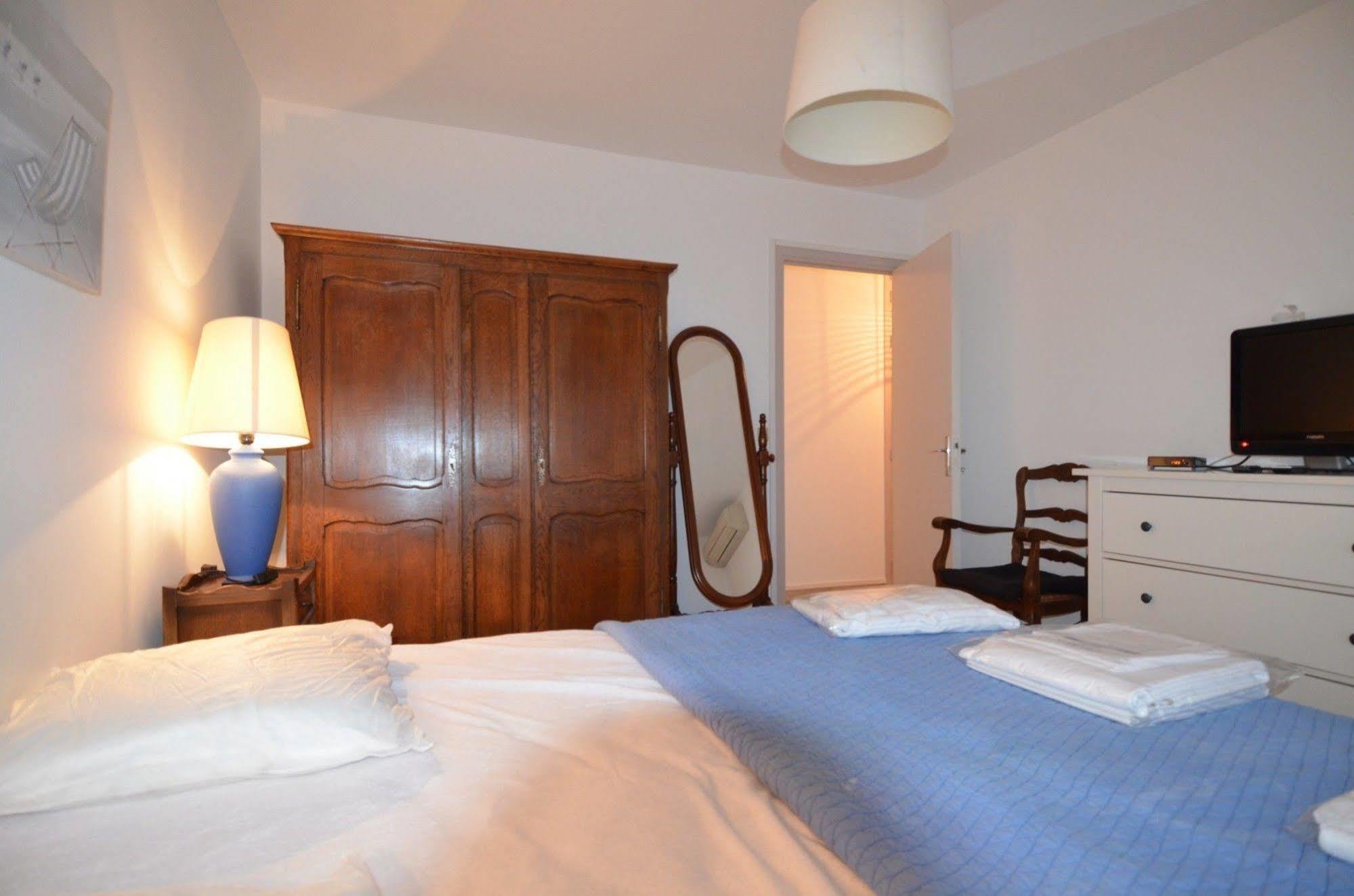 Appartement 6 Personnes Avec Terrasse Le Port Niza Exterior foto