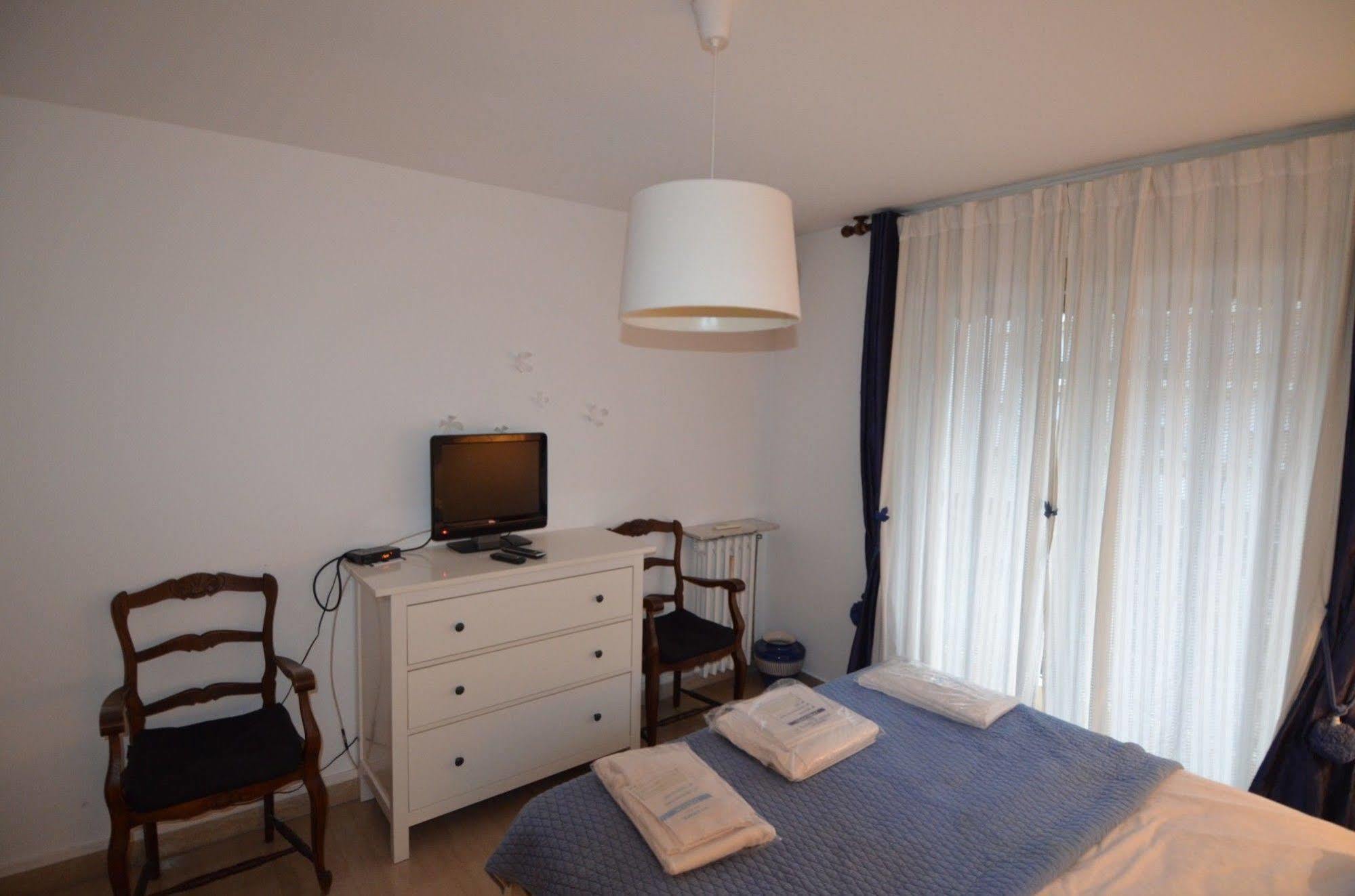 Appartement 6 Personnes Avec Terrasse Le Port Niza Exterior foto